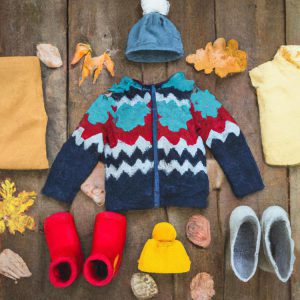 Zimno nam nie straszne - jak ubrać dziecko na spacer jesienią?